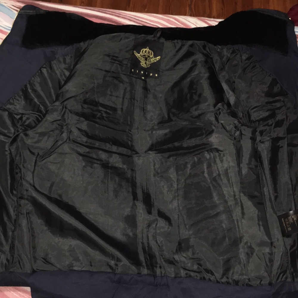 Pretty little thing Mara Navy Puffer Jacket - Picture 4 of 7